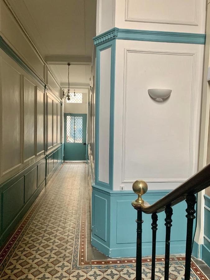 Appartement Versailles Quartier Notre Dame Au Pied Du Chateau Avec Parking Buitenkant foto
