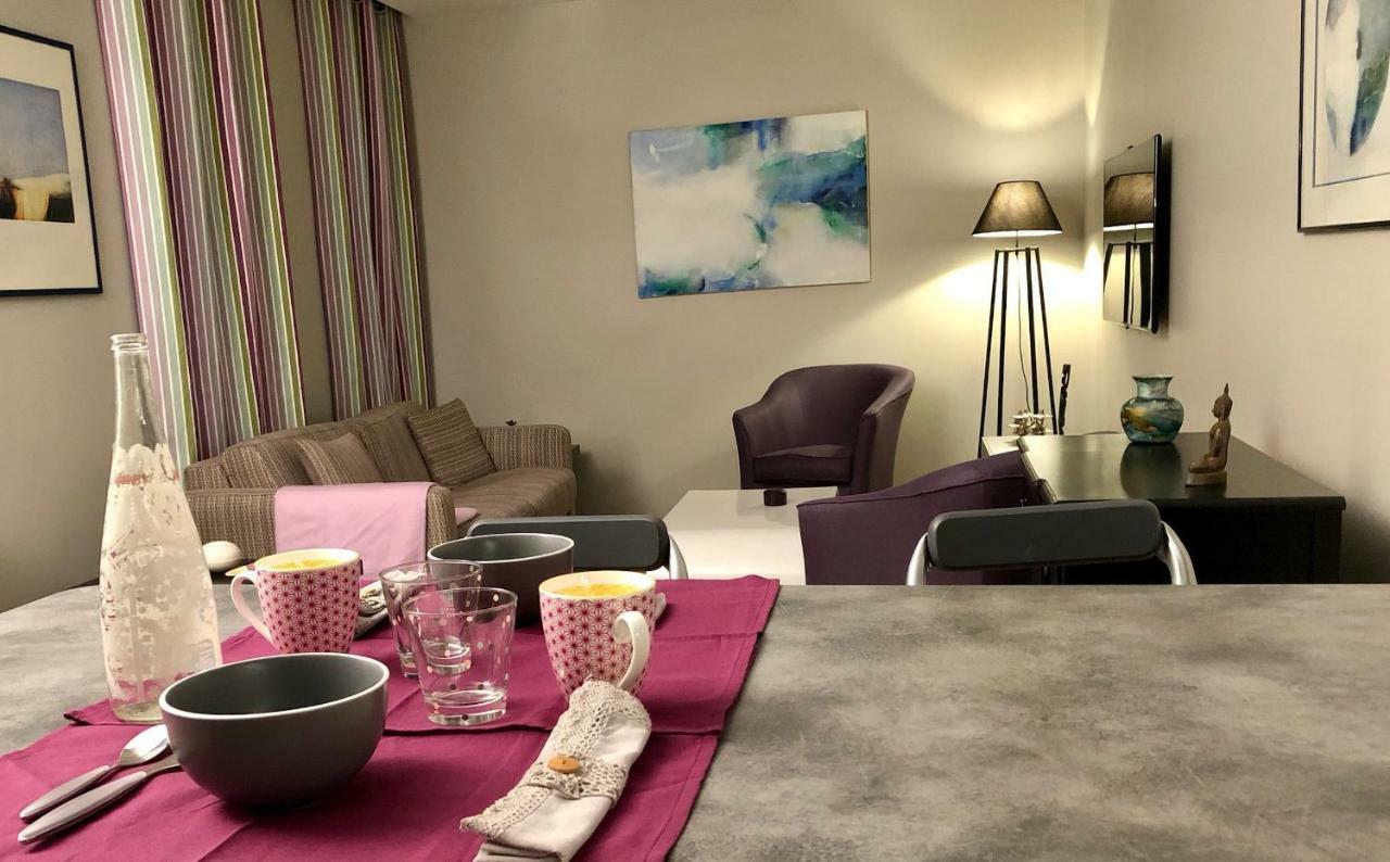Appartement Versailles Quartier Notre Dame Au Pied Du Chateau Avec Parking Buitenkant foto