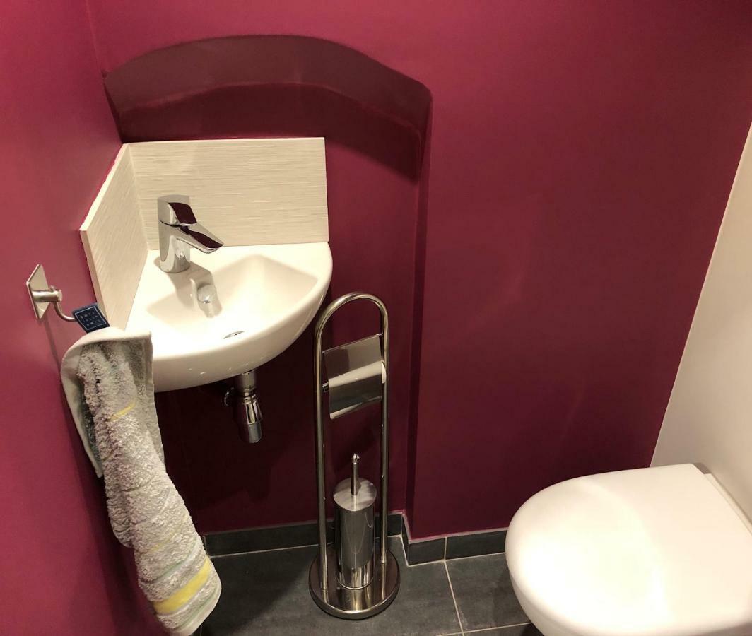 Appartement Versailles Quartier Notre Dame Au Pied Du Chateau Avec Parking Buitenkant foto