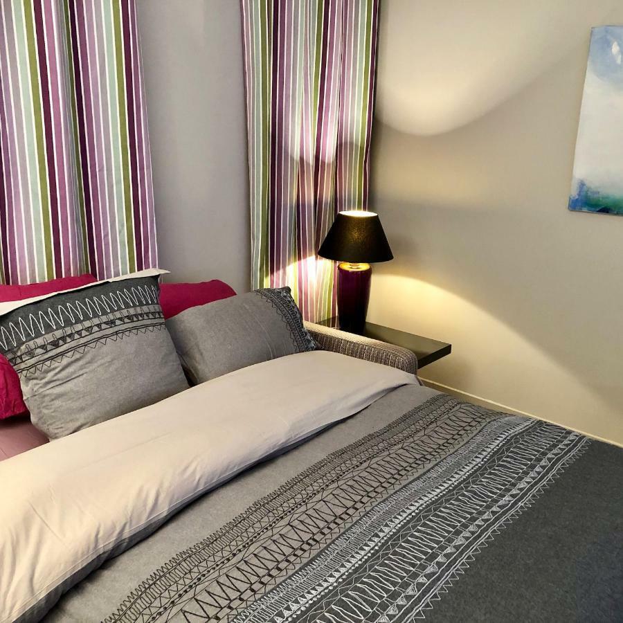 Appartement Versailles Quartier Notre Dame Au Pied Du Chateau Avec Parking Buitenkant foto